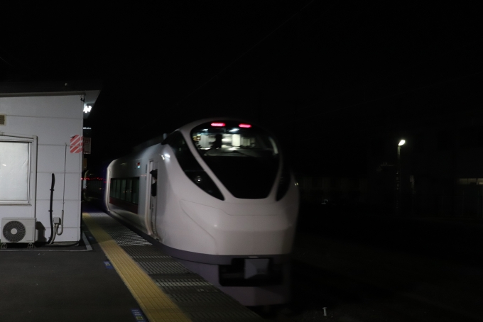 鉄道乗車記録の写真:乗車した列車(外観)(2)        「降車後に撮影。」