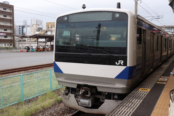 鉄道乗車記録の写真:乗車した列車(外観)(1)        「土浦降車後に撮影
連結作業の準備です。」