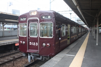 岡町駅から蛍池駅:鉄道乗車記録の写真