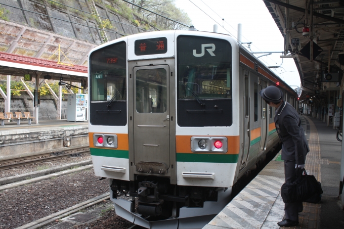 鉄道乗車記録の写真:乗車した列車(外観)(2)        「下車後に撮影」