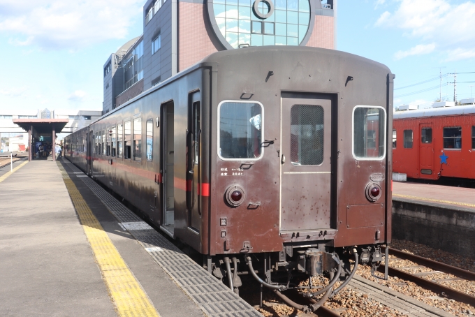 鉄道乗車記録の写真:乗車した列車(外観)(51)        