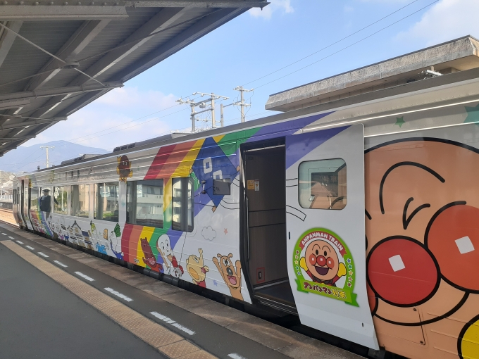 鉄道乗車記録の写真:列車・車両の様子(未乗車)(1)        「特急宇和海１６号」