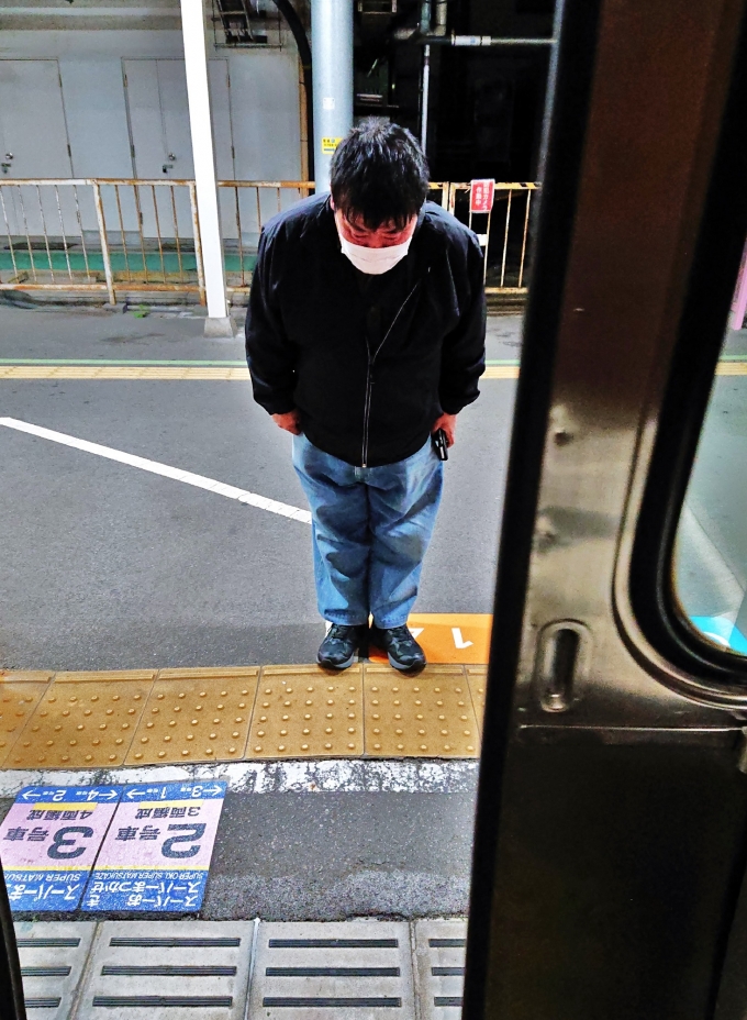 鉄道乗車記録の写真:車窓・風景(3)        「米子駅で同行した米子在住の元同僚と別れここからは一人旅となります。」