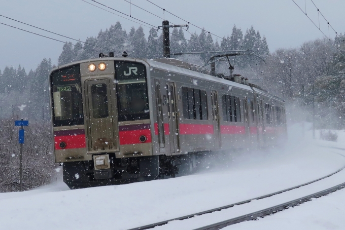 鉄道乗車記録の写真:列車・車両の様子(未乗車)(4)        「大張野駅から南へ15分ほど歩いたところにある踏切で撮影」