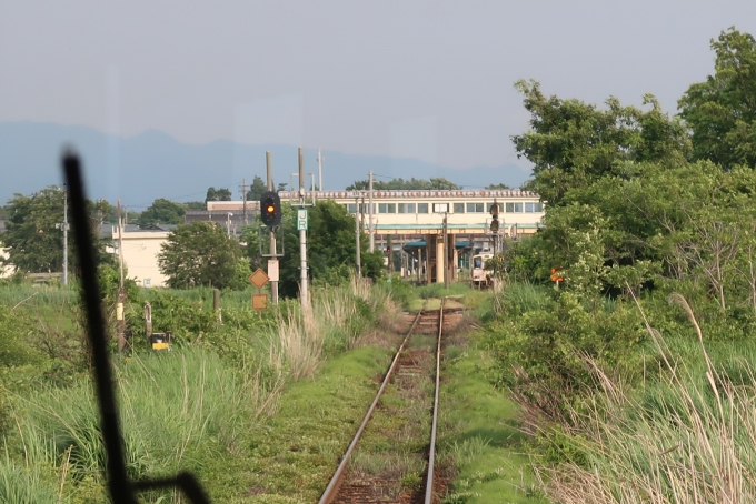 鉄道乗車記録の写真:車窓・風景(6)        「JR今泉線区間を走行する。」