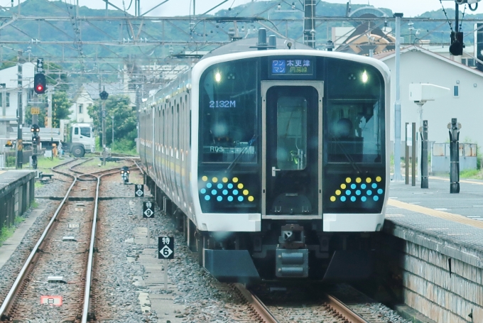 鉄道乗車記録の写真:列車・車両の様子(未乗車)(3)        「館山で鴨川方面からきた列車と行き違いをした。E131系の4両編成」
