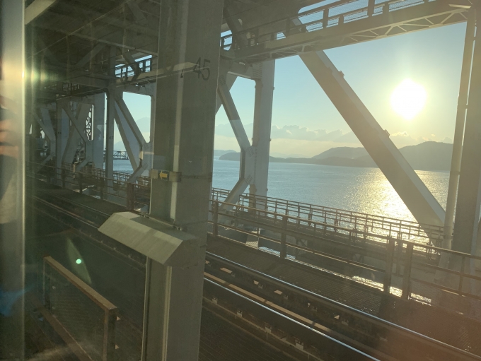 鉄道乗車記録の写真:車窓・風景(3)        「瀬戸大橋から瀬戸内海」