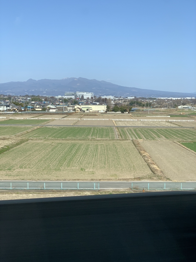 鉄道乗車記録の写真:車窓・風景(3)     「赤城山です」