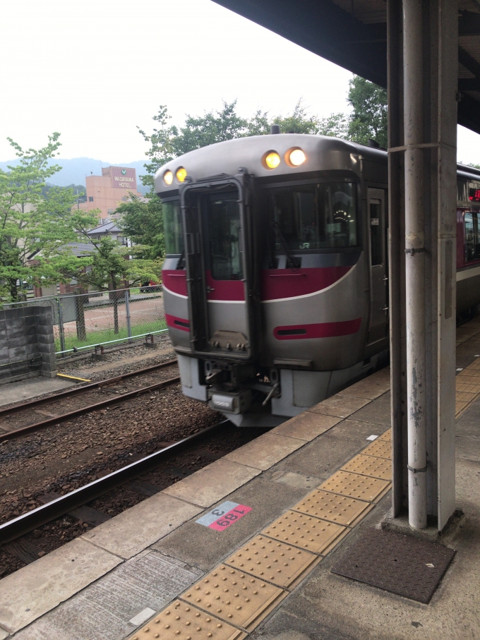 鉄道乗車記録の写真:乗車した列車(外観)(1)          「竹田城を観光後、特急はまかぜで大阪まで乗車。
ディーゼルの素晴らしい音でした。」
