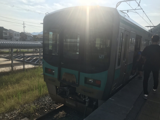 鉄道乗車記録の写真:乗車した列車(外観)(1)          「西脇市を経由して加古川へ
徐行運転が印象的」