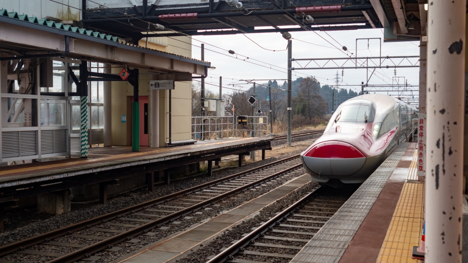 鉄道乗車記録「こまち18号」乗車した列車(外観)の写真(4) by くろまこ 撮影日時:2021年12月07日