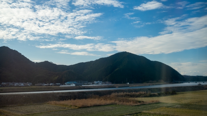 鉄道乗車記録の写真:車窓・風景(3)        「中村から乗ってきた時とは反対側の車窓を眺めながら出発。」