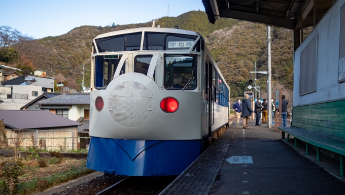 鉄道乗車記録の写真:乗車した列車(外観)(9)        「土佐大正駅で長めの停車時間。」