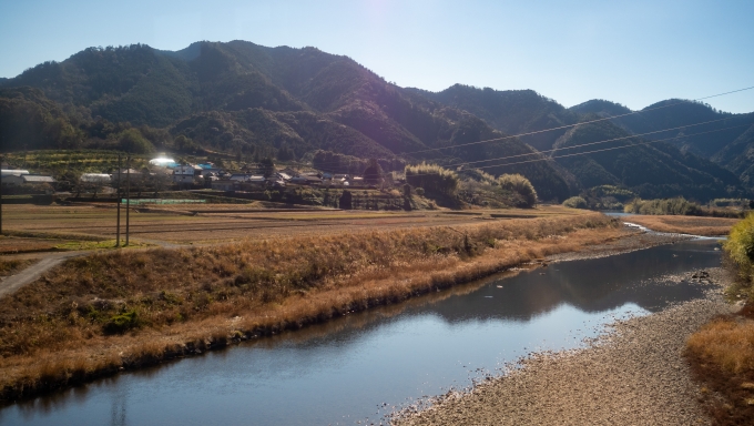 鉄道乗車記録の写真:車窓・風景(30)        「江川崎から先はしばらく広見川と並走しながら進みます。」
