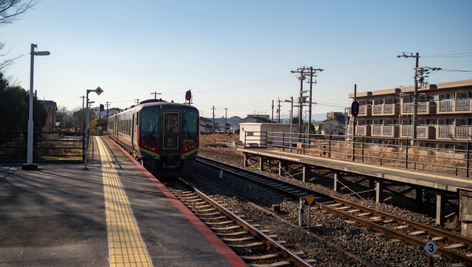 鉄道乗車記録の写真:乗車した列車(外観)(17)        「後免駅で降車。
列車を見送ります。」
