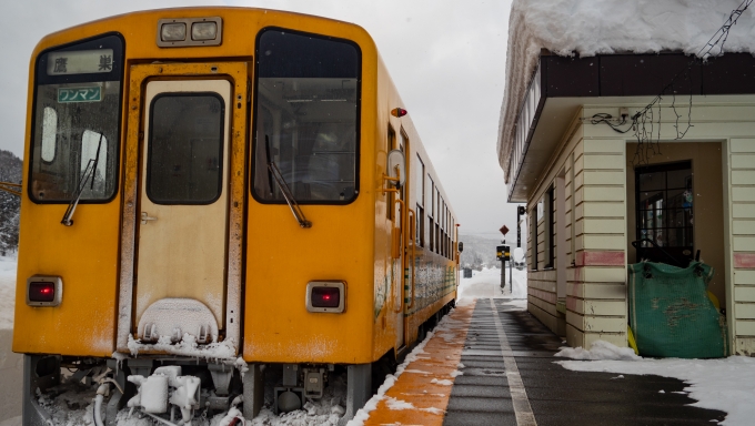 鉄道乗車記録の写真:乗車した列車(外観)(15)        「上桧木内駅で小休止。」