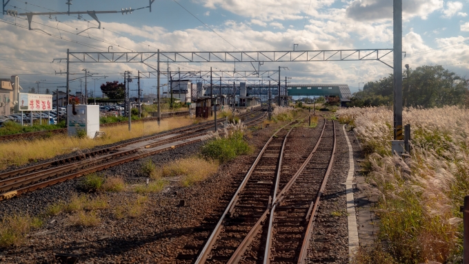 鉄道乗車記録の写真:車窓・風景(5)        「奥羽本線と合流
赤湯駅へ入ります」