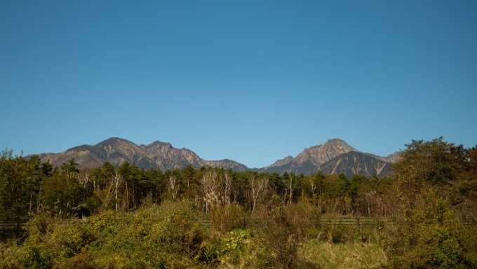 鉄道乗車記録の写真:車窓・風景(5)        「左側には八ヶ岳」