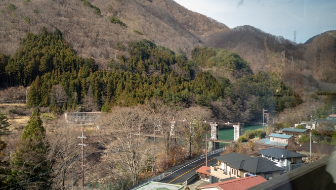 鉄道乗車記録の写真:車窓・風景(8)        「小網ダムの辺り。
線路が高い所にあり見晴らしがとても良い区間です」