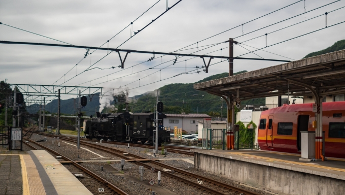 鉄道乗車記録の写真:乗車した列車(外観)(9)        「いよいよ主役のC11が動き出します」