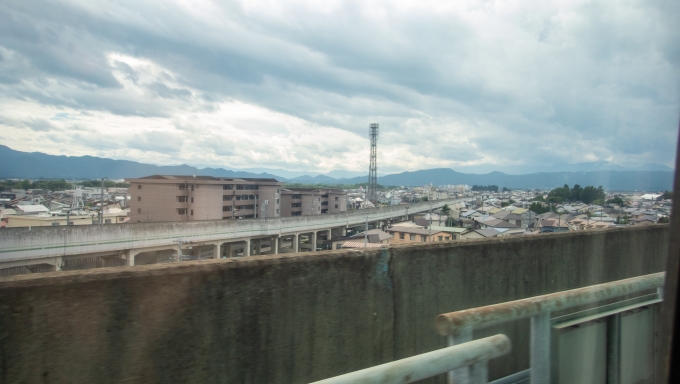 鉄道乗車記録の写真:車窓・風景(8)        「盛岡で最後の分岐、秋田新幹線と別れ新青森へと進みます。」
