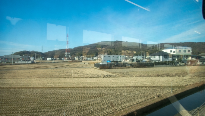 鉄道乗車記録の写真:車窓・風景(6)        「長閑な景色が続きます。」
