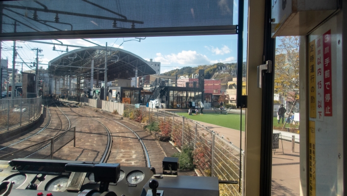 鉄道乗車記録の写真:車窓・風景(9)        「鉄道の宮島線から軌道の広島電鉄本線へ入ると、これまで並行していたJRと離れ路面電車として市街地を走行します。」