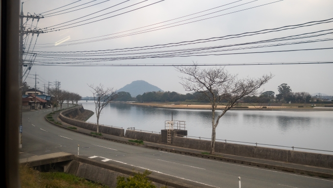 鉄道乗車記録の写真:車窓・風景(17)     「萩駅からは一転して橋本川に沿って海側へ進みます。」