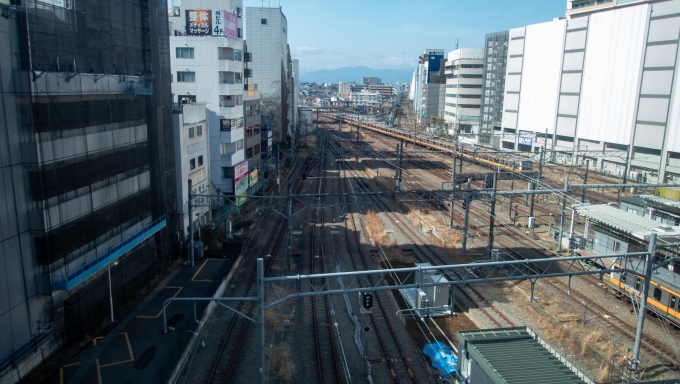 鉄道乗車記録の写真:車窓・風景(5)        「多摩地域最大のターミナル駅である立川駅を越えていきます。」