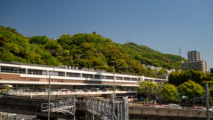 鉄道乗車記録の写真:駅舎・駅施設、様子(1)          「三宮駅を出て、散策しながら新神戸駅まで移動。」