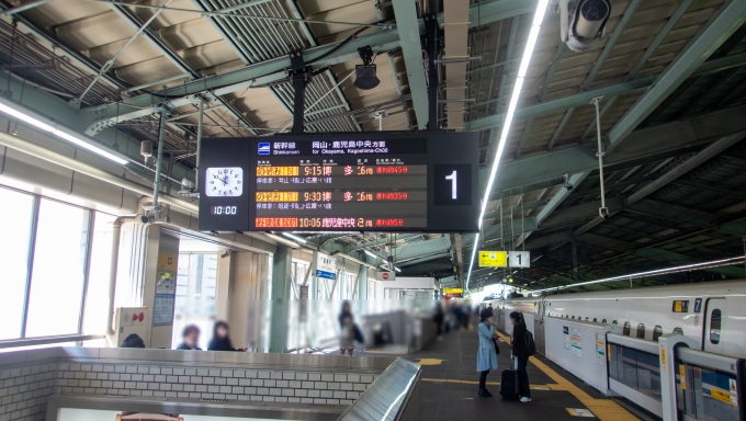 鉄道乗車記録の写真:駅舎・駅施設、様子(2)        「新幹線のダイヤが大幅に乱れ、東海道新幹線から直通する列車は30～50分ほどの遅れが出ていましたが、乗ったことがない愛称という理由だけで選んだみずほ号は、新大阪発なので約5分遅れと軽傷で済みました。」