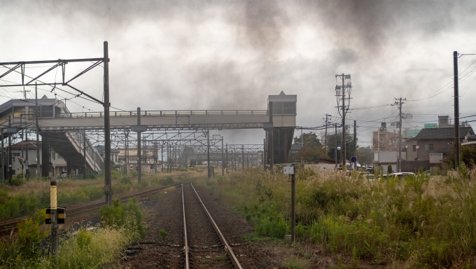 鉄道乗車記録の写真:車窓・風景(8)        「信越本線を離れ、黒煙を上げながら加速していきます」