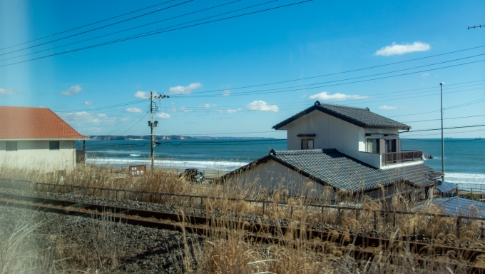 鉄道乗車記録の写真:車窓・風景(9)        「福島県へ入ってすぐ勿来海岸辺り」