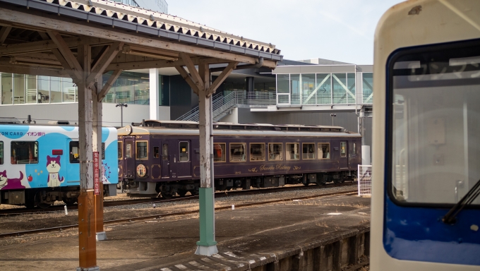 鉄道乗車記録の写真:列車・車両の様子(未乗車)(2)        「乗る予定だった洋風こたつ列車。
またいつか乗りに来ましょう。」