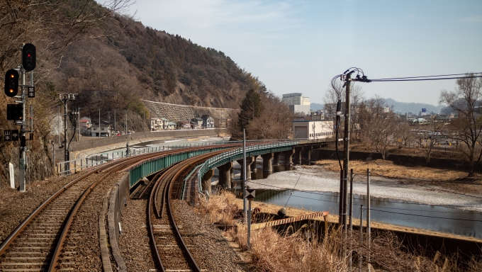 鉄道乗車記録の写真:車窓・風景(28)        「釜石線の線路が近づくと釜石駅はもうすぐ。」