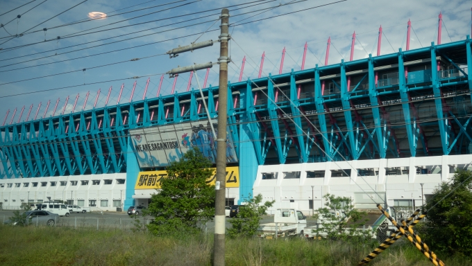 鉄道乗車記録の写真:車窓・風景(7)        「J1サガン鳥栖のホームスタジアムである駅前不動産スタジアム。」