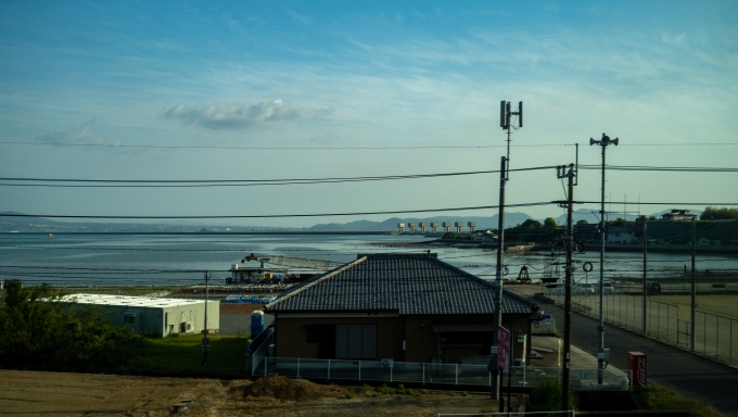 鉄道乗車記録の写真:車窓・風景(26)        「諫早湾の名前を全国区にした堤防と水門。」