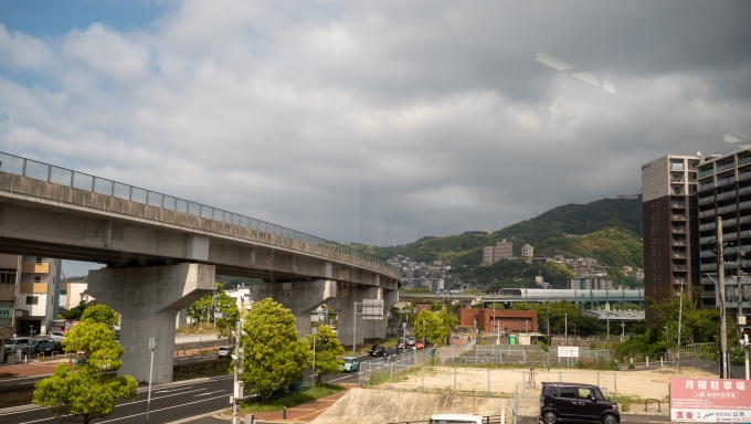 鉄道乗車記録の写真:車窓・風景(6)        「並走していた西九州自動車道と離れます」