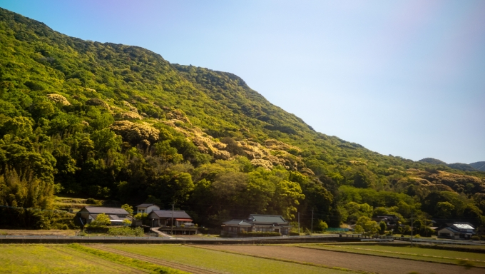 鉄道乗車記録の写真:車窓・風景(31)        「豊前長州駅を過ぎた辺りから内陸に進路をとり、国東半島の付け根あたりを横断します。」