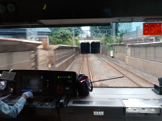鉄道乗車記録の写真:車窓・風景(5)        「地下トンネル入口(2020年10月16日撮影)」