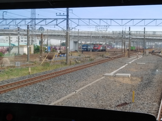 鉄道乗車記録の写真:車窓・風景(5)        「最後車両から越谷貨物ターミナルを撮影」