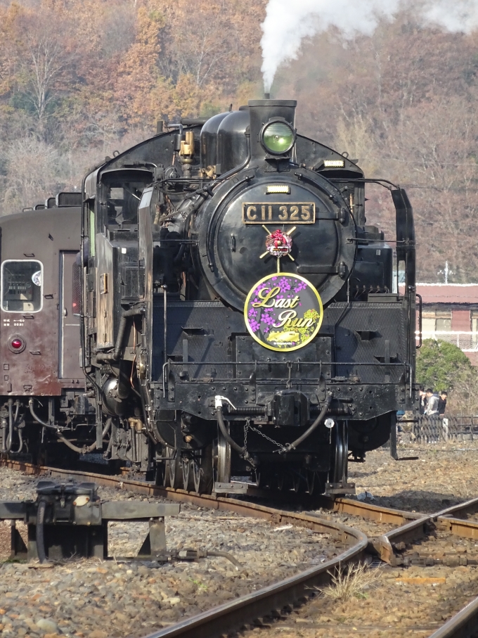 鉄道乗車記録の写真:乗車した列車(外観)(4)        「転線して客車に連結」