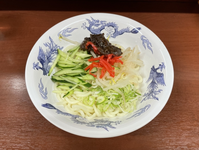 鉄道乗車記録の写真:駅弁・グルメ(1)     「釜石駅の駅そばでじゃじゃ麺を食べました」