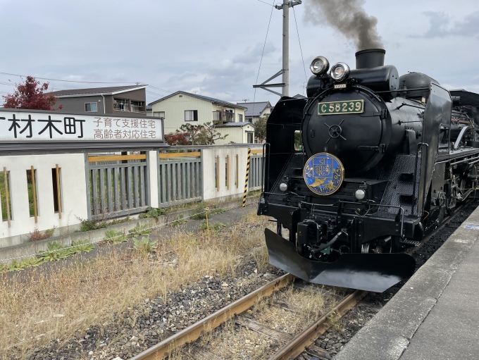 鉄道乗車記録の写真:乗車した列車(外観)(3)        「遠野駅では約2時間ほど停車します。
」
