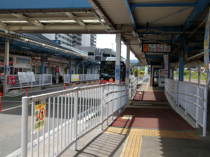 鉄道乗車記録の写真:旅の思い出(4)        「気仙沼駅からは大船渡線BRTで鹿折唐桑へ。」