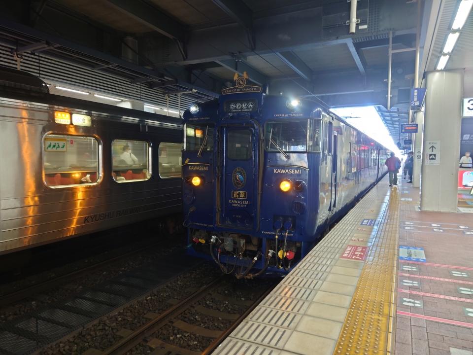 鉄道乗車記録「博多駅から熊本駅」乗車した列車(外観)の写真(1) by たくろう 撮影日時:2020年10月15日