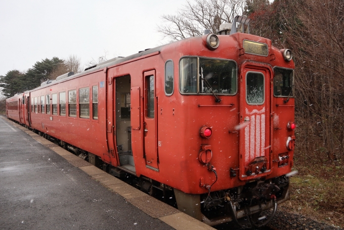 鉄道乗車記録の写真:乗車した列車(外観)(4)        「キハ40-522」