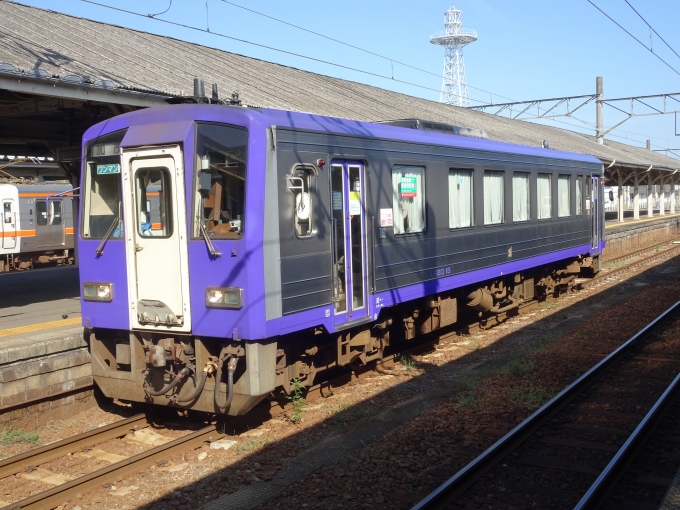 鉄道乗車記録の写真:乗車した列車(外観)(5)        「亀山に着きました。」