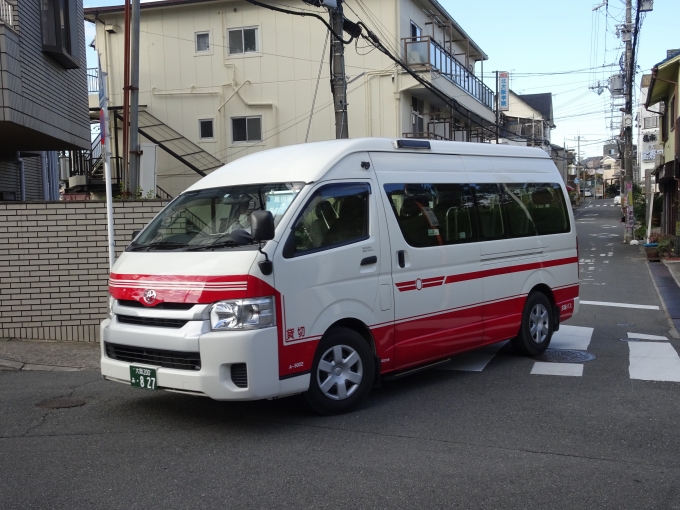 鉄道乗車記録の写真:旅の思い出(3)        「JR津田駅、京阪私市駅から府民の森ヘ行く京阪バスの無料送迎バスです。(ただし完全予約制です。)これも今月末までの運行なので、急いで撮りに行ってきました。」
