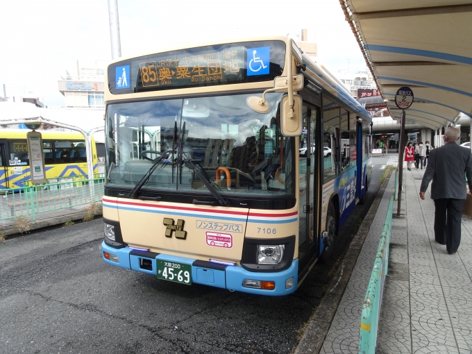 鉄道乗車記録の写真:旅の思い出(4)        「このバスに乗って、イベント会場である阪急バス茨木営業所へ行きます。」